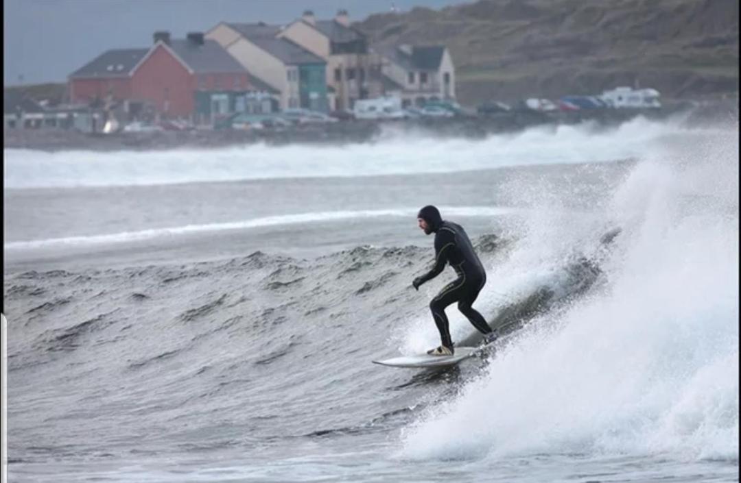 Surfers Getaway - Room Staycation Sligo Bagian luar foto